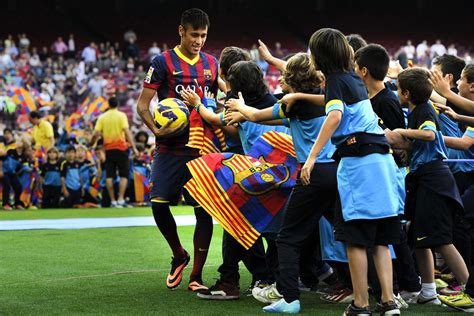 FC Barcelona News: 4 June 2013; Neymar Presented to Barça Fans After ...