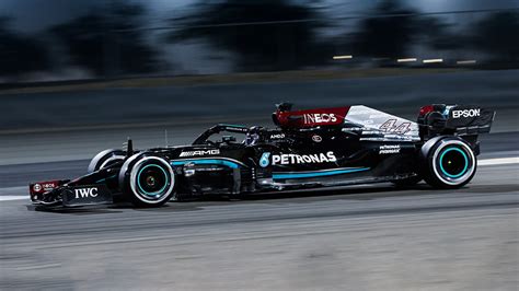 Die formel 1 mit allen news, fotos, videos, ergebnissen, ständen, statistiken, steckbriefen und teams. Formel 1: Das große Mercedes-Rätsel nach den Tests - AUTO BILD