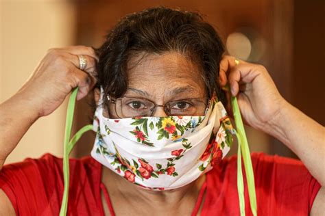 Cdc Recommends Wearing Face Masks During The Coronavirus Pandemic The