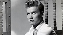Richard Davalos Dead: 'East of Eden' and 'Cool Hand Luke' Actor Was 85 ...