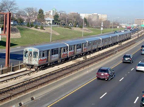 Eastbound Cta Blue Line Train Chicago Illinois Usa April Flickr