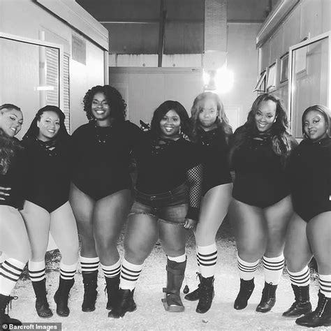 Woman Starts A Dance Group For Fellow Plus Size Females Daily Mail Online