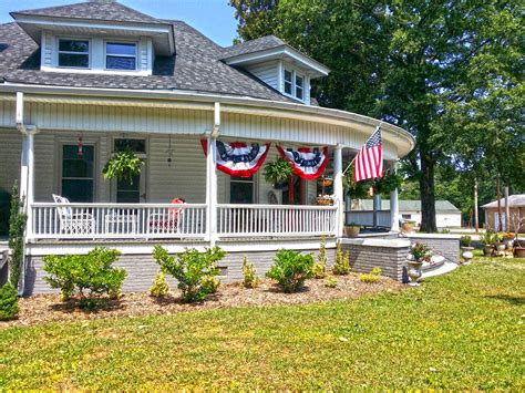 "The White House" | Southern porches, Rock hill south carolina