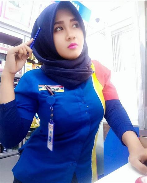 Beby's riyan gadis cantik cari pasangan yang setia; Pin di Jilbab cantik