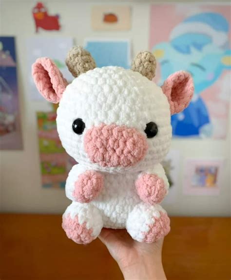 18 Cuddly Cow Crochet Patterns Милые игрушки крючком Вышитые подарки
