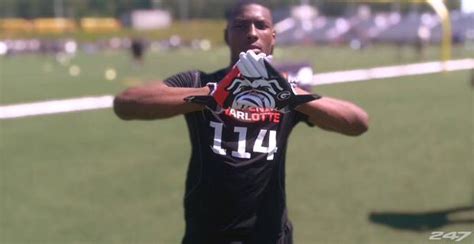 Miles gordon robinson (born march 14, 1997) is an american professional soccer player who plays as a defender for major league soccer club atlanta united and the united states national team. Recent Georgia signee Mecole Hardman is trying to pull ...