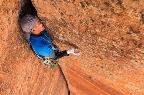 Off Width Crack Climbing Tips Learn How To Climb Off Width Cracks