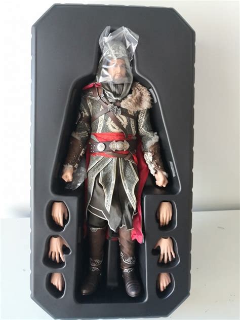 Mentor Ezio Auditore 16 Scale Figure Dms014 Assassins Creed