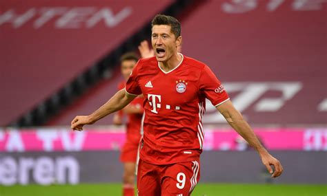 Find hertha bsc vs fc bayern münchen result on yahoo sports. Last-Minute Drama! FC Bayern mit 4:3 Heimsieg gegen Hertha ...