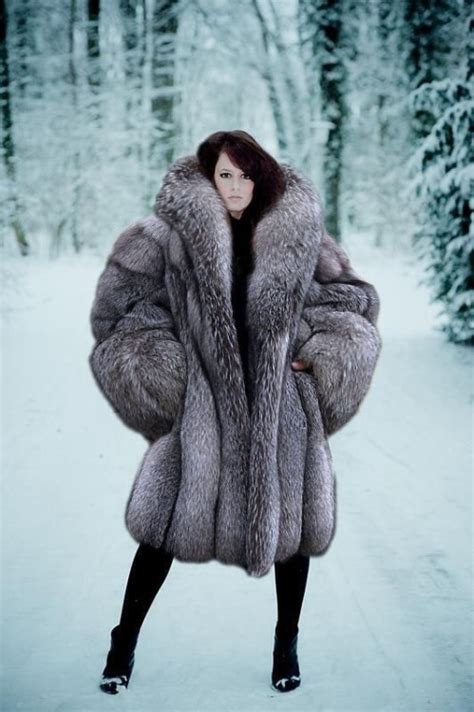 Wolfinskin Vinnylm Fur And Only Fur Amazing Coat