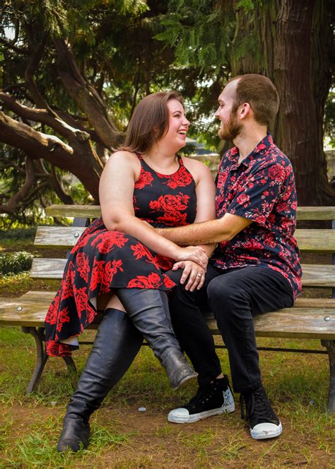 Pin On Engagement Photos