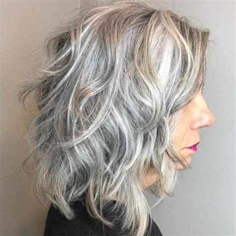 Beautiful Gray Hairstyles That Suit All Women Over Pouted