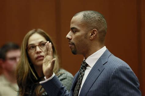 ex nfl star darren sharper gets 18 years for drugging raping women