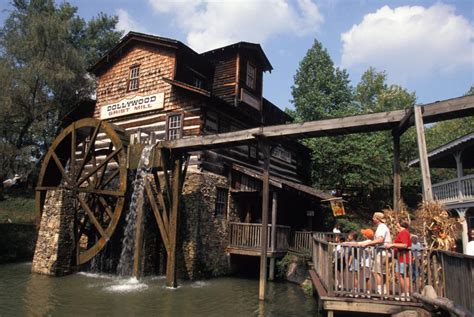 Dollywood Is Reopening ‘soon—until Then Explore The Park Virtually