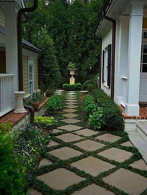 30 Perfect Simple Landscaping Design Ideas For Your Yard 40 Courtyard