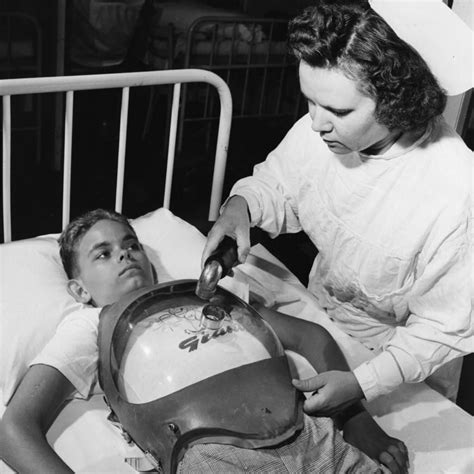25 Vintage Pictures That Prove Nurses Have Always Been Badass John
