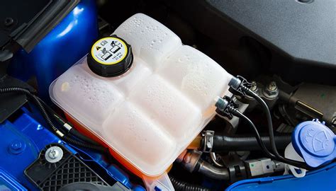 Make sure you find the right tank. How to Check Your Car's Coolant Level | Natrad