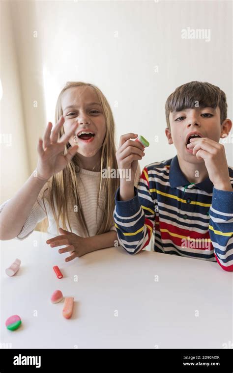 Children With Candy Hi Res Stock Photography And Images Alamy