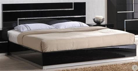 Lucca Black Lacquer Queen Platform Bed From Jandm 17685 Q Coleman