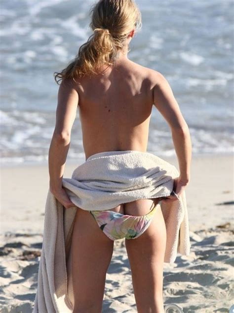 See And Save As Nude Beach Sluts Taking Off Bikini Bottoms Porn Pict