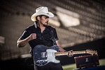 Brad Paisley Extends Weekend Warrior World Tour Into 2018 | Sounds Like ...