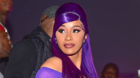 cardi b shuts down body shamers who say she s editing her photos entertainment tonight