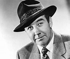 Broderick Crawford Biography - Childhood, Life Achievements & Timeline