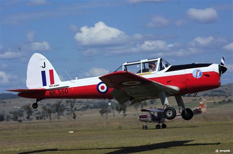 De Havilland Dhc 1 Chipmunk · The Encyclopedia Of Aircraft David C
