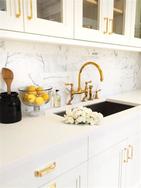 Kitchen sink without window ideas kitchen sink decor best. Modern Kitchen Sink Designs That Look to Attract Attention