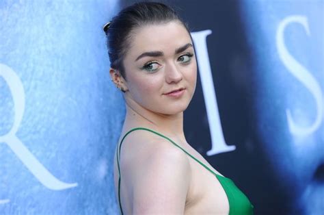 Session Stars Maisie 80 Maisie Williams Wants To Make Dolls With Skin