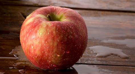 Honeycrisp Apples - Piedmont Grocery