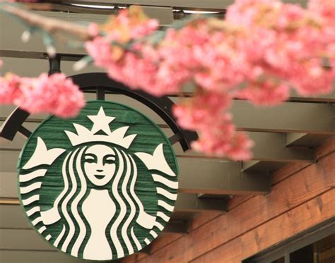 Starbucks Is Closing 8 000 Stores In May For Afternoon Of Racial Bias Education Flavor San