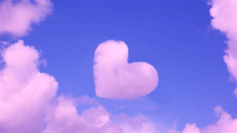 Pink Heart Cloud On The Blue Sky Wallpaper Download 2560x1440