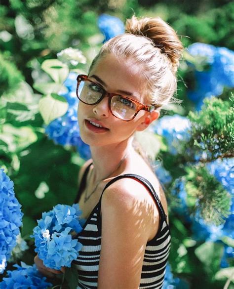 20 Cute Girls Wearing Glasses Ideas To Try Instaloverz 1537 Hot Sexy Girl