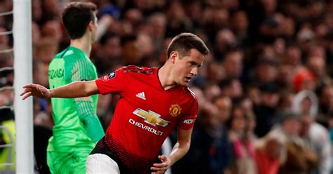 Solskjaer explains why Ander Herrera has become undroppable at Manchester United - Manchester ...