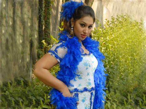 online news apu biswas bangladeshi actress 2011 latest image collection photogallery