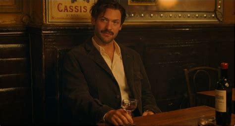 And in the opening scene of house of cards, francis underwood murders a dog. Peter Russo From 'House Of Cards' Looks Very Different In This Woody Allen Movie | HuffPost