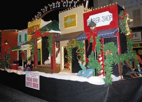 Looking for christmas parade float ideas? 1000+ ideas about Christmas Parade | Holiday parades ...