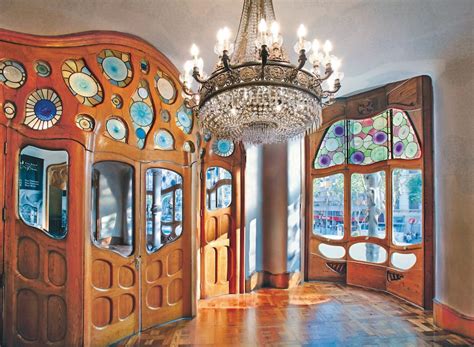 The Masterpiece Of The Antoni Gaudi Oeuvre Casa Batlló Why Visit The