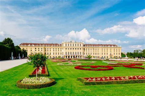 Skip The Line Schönbrunn Palace And Vienna City Tour Getyourguide