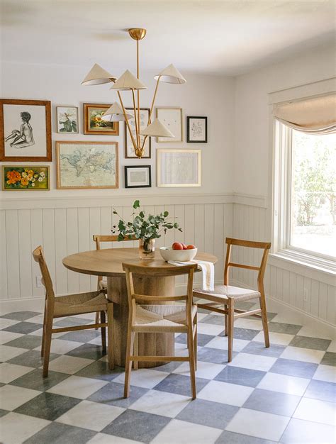 A Cozy Charming Dining Room Livvyland Austin Fashion And Style Blogger