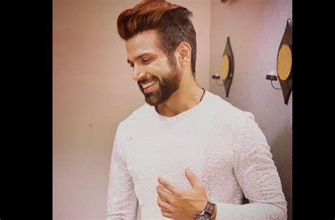 Rithvik Dhanjani Opens Up On Show About Break Up With Asha Negi