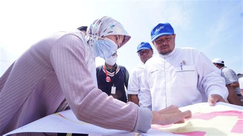 Aku seperti melayang kelangit ke tujuh merasakan nikmatnya hisapan mereka. ECRL: Batu Tujuh Dungun Bakal Miliki Dua Stesen Kereta Api ...