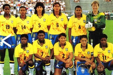 Fotos, vídeos e matérias sobre treinos, campeonatos, e tudo o. Troféus do Futebol: Seleção Brasileira de Futebol Feminino ...