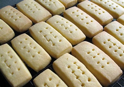 Shortbread Butter Biscuits Recipe By Hiroko Liston Cookpad