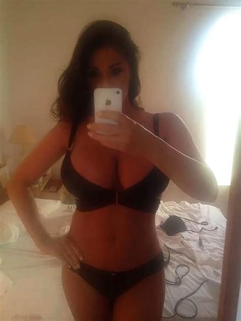 Lucy Pinder Nude Leaked Pics And Topless Porn Video Scandal Planet