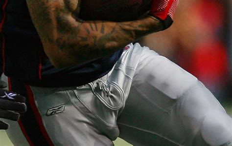 Aaron Hernandez Packing Hernandez Football Jokes Bulge