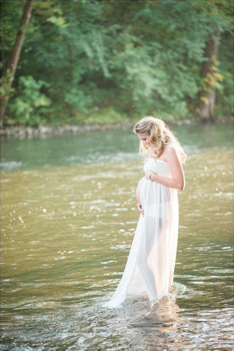 Swatara Creek Lifestyle Maternity Photoshoot With Fine Art Pennsylvania