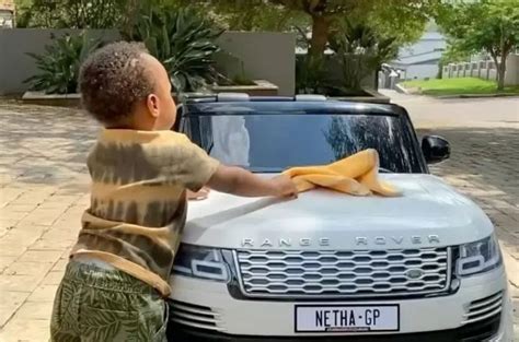 ‘start Them Young Minnie Dlaminis Son Washes His Range Rover Watch