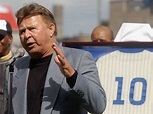 After 32 Years, Ron Santo Finally Elected to Baseball Hall of Fame ...